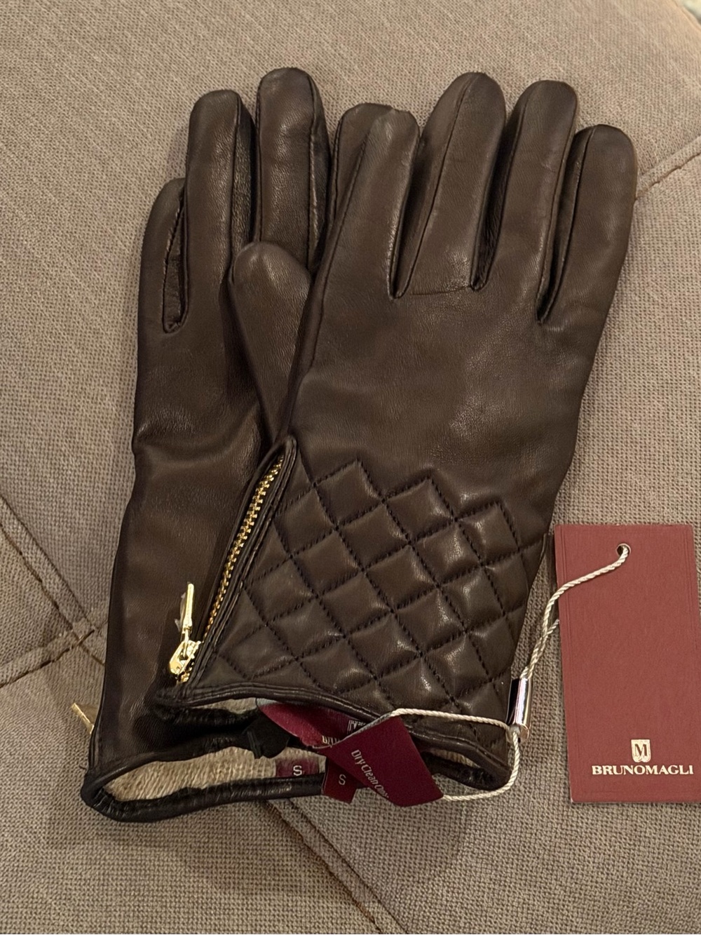 Bruno Magli Quilted Leather Gloves with Gold Zipper - Brown